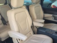 Gebraucht Mercedes V300 237 PS (174 kW) 2024 Schwarz Van / Kleinbus