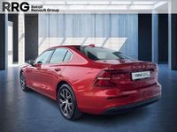 Gebraucht Volvo S60 Plus 198 PS (145 kW) 2024 Fusion red / metallic Limousine