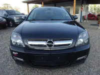 Usata Opel Signum Edition 155 CV (114 kW) 2005 Nero Utilitaria