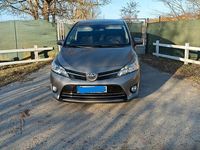 Gebraucht Toyota Verso Multidrive S 147 PS (108 kW) 2014 Grau Van / Kleinbus