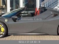 gebraucht Ferrari SF90 Spider Fiorano Package / historic colour