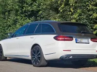 Gebraucht Mercedes E300 320 PS (235 kW) 2022 Weiß Limousine