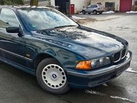 Gebraucht BMW 520 150 PS (110 kW) 1997 Grün Limousine