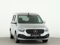 Gebraucht Mercedes T180 Progressive 116 PS (85 kW) 2022 Silber Van / Kleinbus