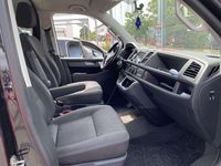 Second-hand VW Multivan Business 150 CP (110 kW) 2017 Negru Monovolum