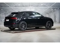 Gebraucht Audi Q8 S-Line 286 PS (210 kW) 2023 Mythosschwarz metallic SUV