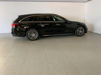 Gebraucht Mercedes E300 AMG 313 PS (230 kW) 2024 Metalliclack obsidianschwarz metallic Kombi