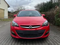 Gebraucht Opel Astra 165 PS (121 kW) 2014 Rot Kombi