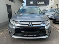 Gebraucht Mitsubishi Outlander 150 PS (110 kW) 2015 Grau SUV