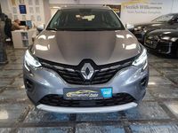 Gebraucht Renault Captur Intens 131 PS (96 kW) 2021 Grau SUV