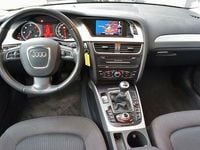 Gebraucht Audi A4 Attraction 170 PS (125 kW) 2011 Schwarz Kombi