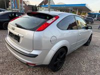 Gebraucht Ford Focus Titanium 145 PS (106 kW) 2006 Silber Kleinwagen