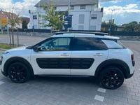 Gebraucht Citroën C4 Cactus Shine 99 PS (72 kW) 2015 Weiß Kleinwagen