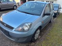 Gebraucht Ford Fiesta 51 PS (37 kW) 2006 Blau Kleinwagen