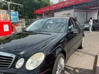 Gebraucht Mercedes E320 Avantgarde 224 PS (164 kW) 2006 Schwarz Limousine