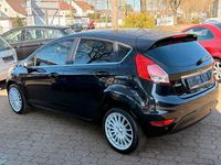 Gebraucht Ford Fiesta 101 PS (74 kW) 2015 Schwarz Limousine