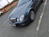 Gebraucht Mercedes E320 Avantgarde 225 PS (165 kW) 2007 Grau Limousine