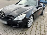 Second-hand Mercedes SLK200 160 CP (117 kW) 2006 Negru Cabrio
