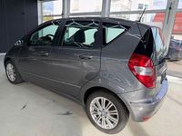 Gebraucht Mercedes A160 Elegance 95 PS (69 kW) 2011 Andere Limousine