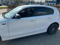 Gebraucht BMW 116 116 PS (85 kW) 2010 Weiß Kleinwagen