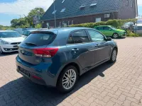 Gebraucht Kia Rio DREAM-TEAM Edition 84 PS (61 kW) 2018 Blau Limousine