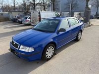 Gebraucht Skoda Octavia Tour 102 PS (75 kW) 2009 Grau Limousine