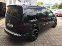 Gebraucht VW Caddy Highline 125 PS (91 kW) 2018 Deep black perleffekt Van / Kleinbus