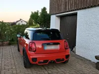 Używany Mini Cooper S 192 KM (141 kW) 2018 Pomarańczowy Hatchback