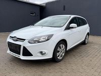 Gebraucht Ford Focus 101 PS (74 kW) 2013 Weiß Kombi
