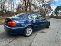 Gebraucht BMW 318 Exclusive 143 PS (105 kW) 2004 Blau Limousine