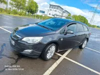 Gebraucht Opel Astra 140 PS (102 kW) 2012 Schwarz Kombi