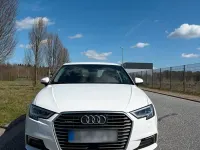 Gebraucht Audi A3 Sportback e-tron 150 PS (110 kW) 2017 Weiß Kleinwagen