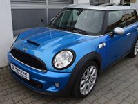 Gebraucht Mini Cooper S Clubman 184 PS (135 kW) 2011 Laser blue metallic Kombi