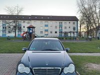 Gebraucht Mercedes C180 143 PS (105 kW) 2003 Blau Limousine