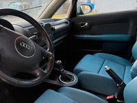 Second-hand Audi A2 75 CP (55 kW) 2002 Albastru Hatchback
