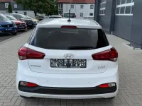 Gebraucht Hyundai i20 YES! 84 PS (61 kW) 2020 Weiß Kleinwagen