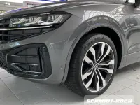 Gebraucht VW Touareg R-line 286 PS (210 kW) 2026 Siliziumgrau (grau) SUV