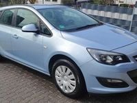 Gebraucht Opel Astra Selection 115 PS (84 kW) 2015 Blau Kombi