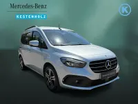 Gebraucht Mercedes T180 Progressive 116 PS (85 kW) 2024 Helvinsilber Van / Kleinbus