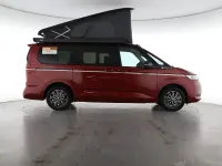 Gebraucht VW T7 Beach 204 PS (150 kW) 2026 Fortanarot / deep black perleff Van