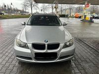 Gebraucht BMW 320 163 PS (119 kW) 2006 Silber Kombi