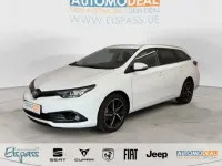 Gebraucht Toyota Auris Team 116 PS (85 kW) 2019 Weiss Kleinwagen