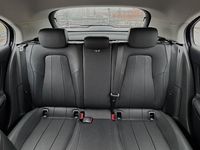 Gebraucht Mercedes A180 116 PS (85 kW) 2021 Schwarz Limousine