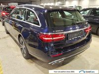 Gebraucht Mercedes E300 194 PS (142 kW) 2022 Blau Limousine