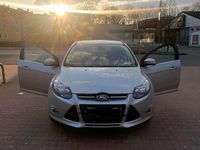 Usata Ford Focus 125 CV (91 kW) 2012 Grigio Berlina