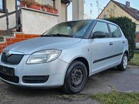 Gebraucht Skoda Fabia 70 PS (51 kW) 2009 Silber Kleinwagen