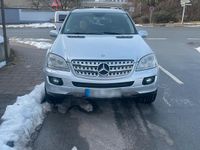 Gebraucht Mercedes ML320 224 PS (164 kW) 2006 Silber SUV
