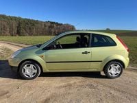 Gebraucht Ford Fiesta 101 PS (74 kW) 2005 Gelb Kleinwagen