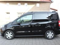 Gebraucht Ford Tourneo Courier Trend 101 PS (74 kW) 2019 Schwarz Van / Kleinbus