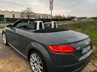 Gebraucht Audi TT Roadster S-Line 184 PS (135 kW) 2017 Grau Cabrio